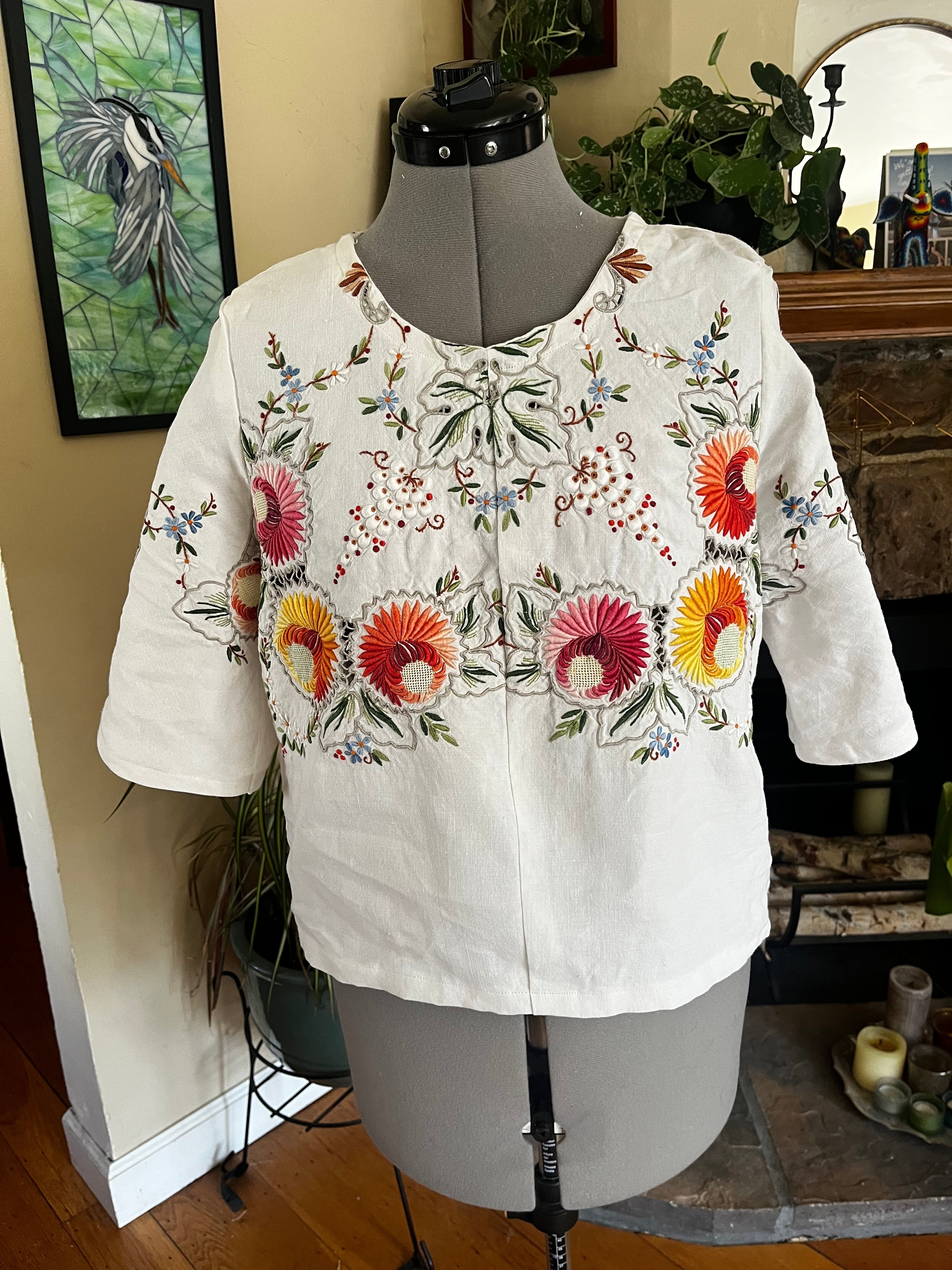 Handmade Elbow Sleeve Embroidered Linen Blouse