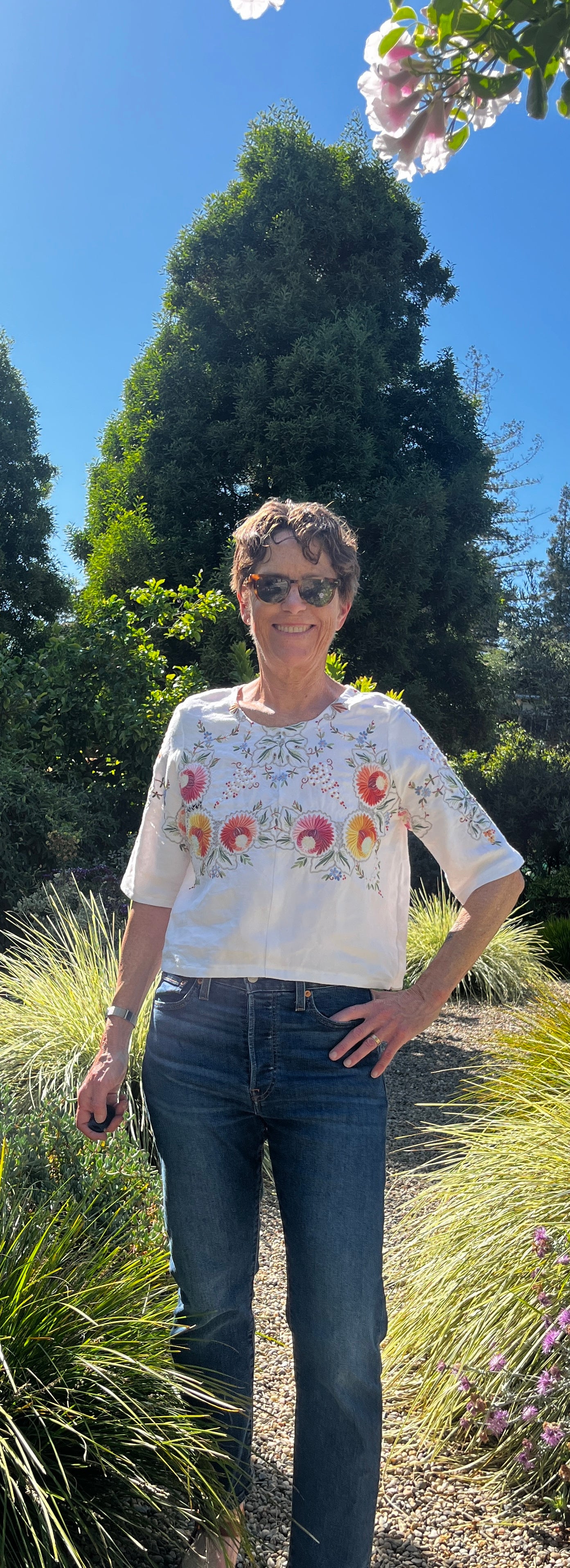 Handmade Elbow Sleeve Embroidered Linen Blouse