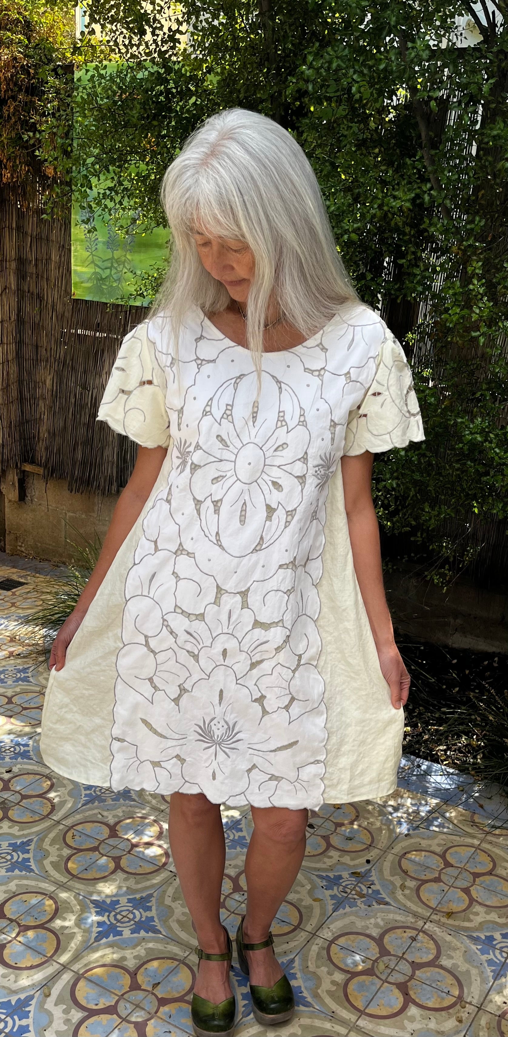 Short sleeve linen dress with beautiful cutwork