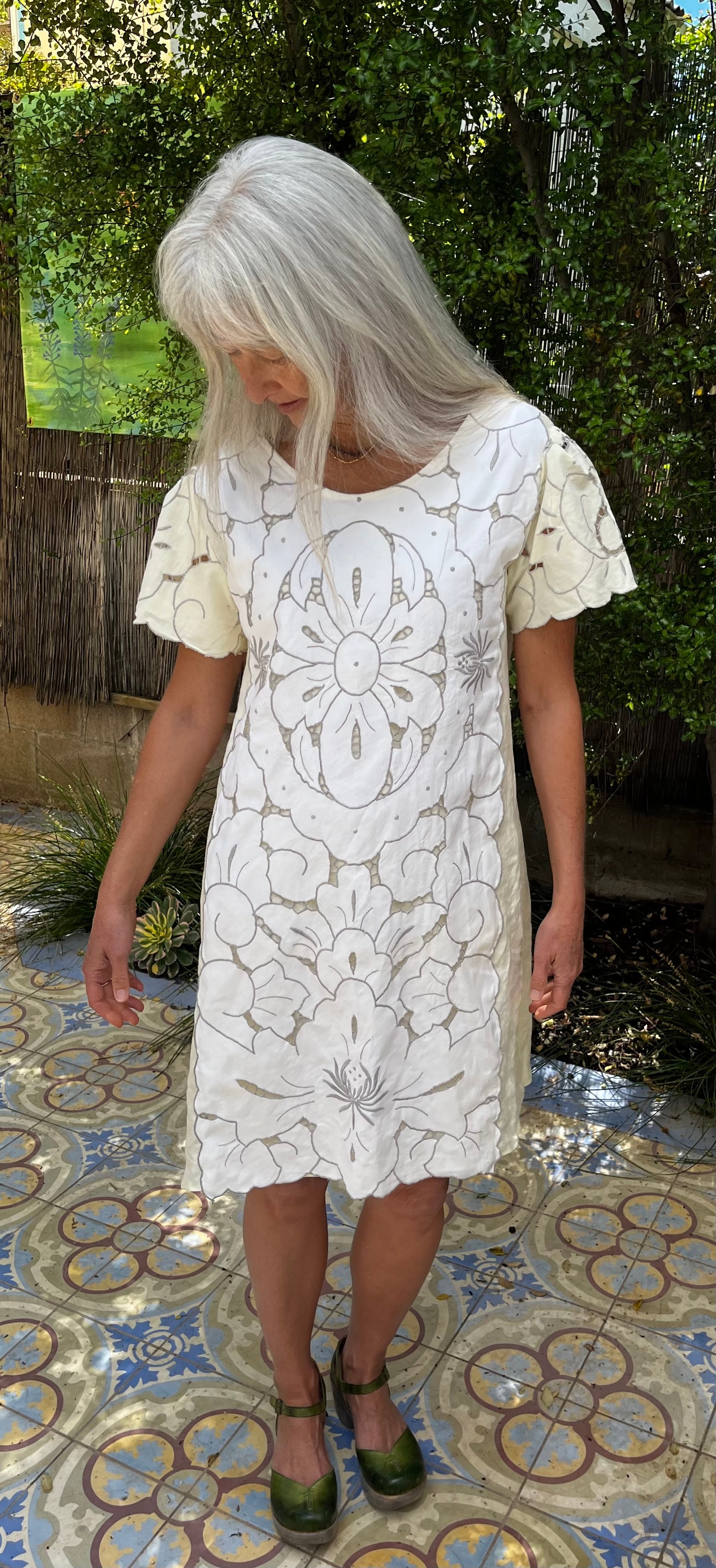 Short sleeve linen dress with beautiful cutwork